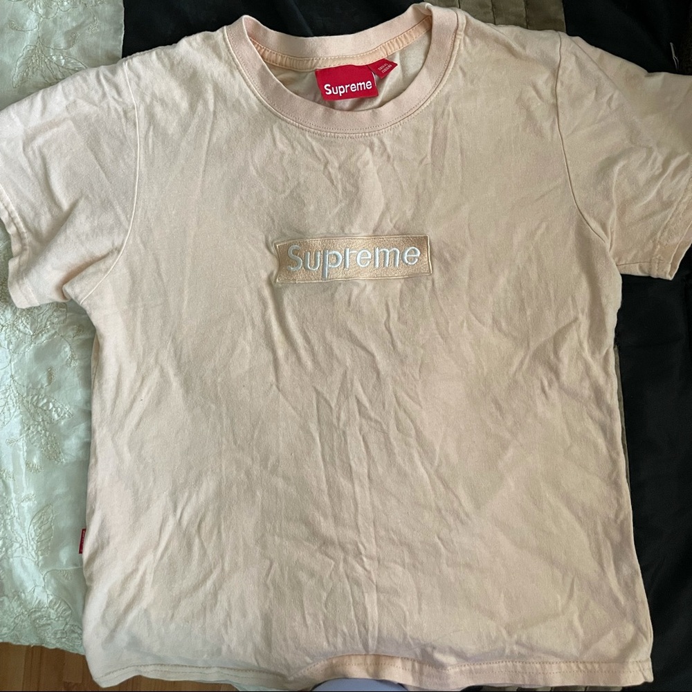 Supreme logo t-shirt